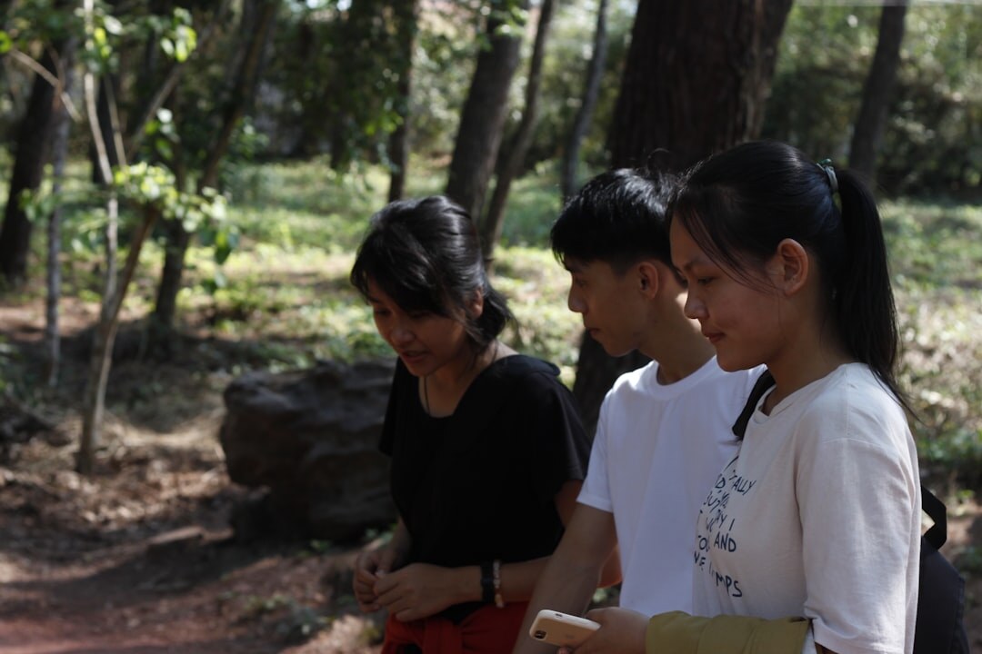 group of friends discussing book